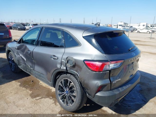 1FMCU0BZ8MUB07160 Ford Escape Se Hybrid