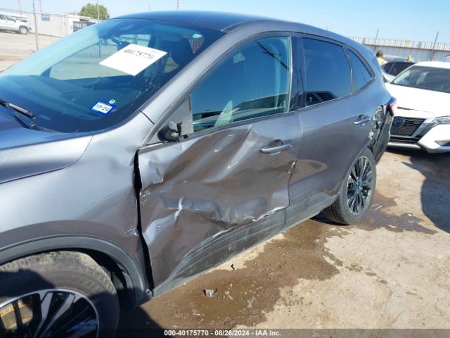 1FMCU0BZ8MUB07160 Ford Escape Se Hybrid