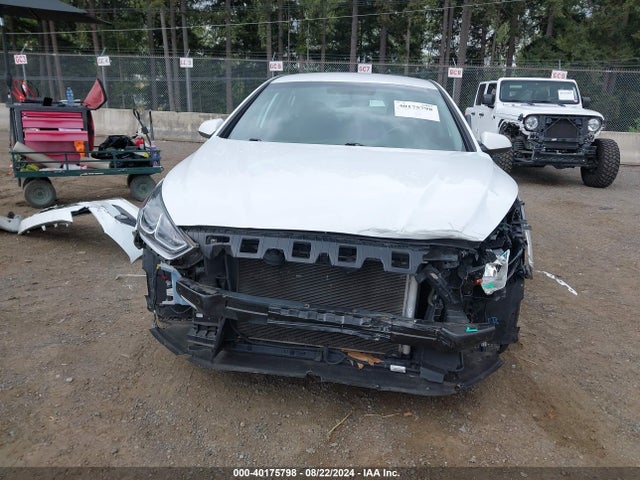 Hyundai SONATA SE 2018 5NPE24AF5JH623161 Image 6