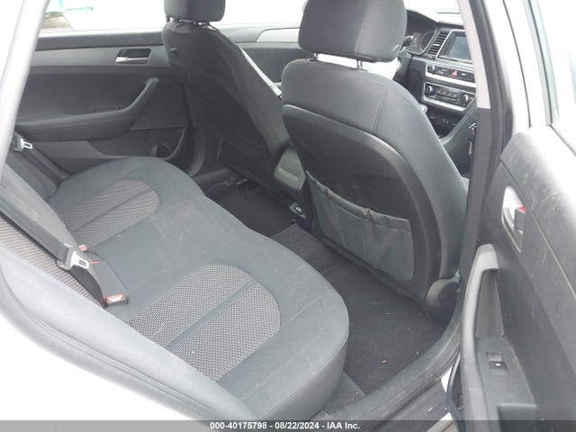 Hyundai SONATA SE 2018 5NPE24AF5JH623161 Image 8