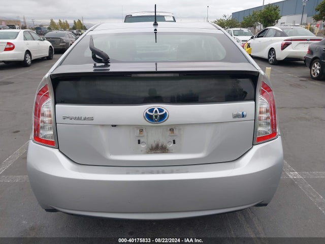 Toyota Prius Two 2015 JTDKN3DU4F0457704 Image 16