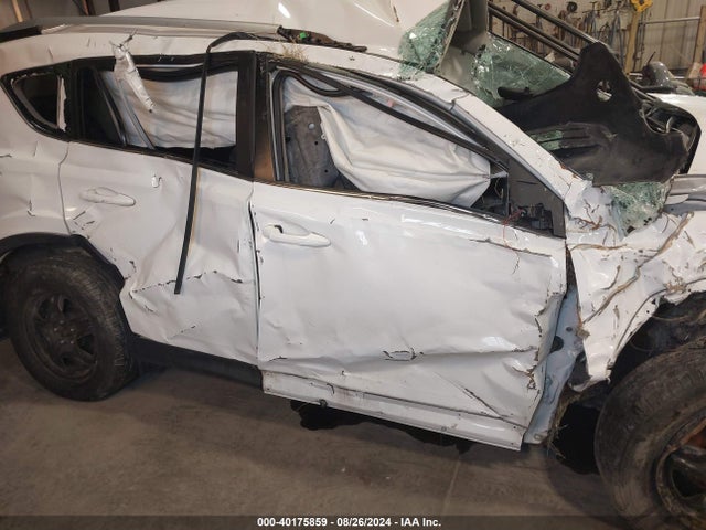 Toyota RAV4 LE 2015 2T3BFREV9FW248333 Image 13