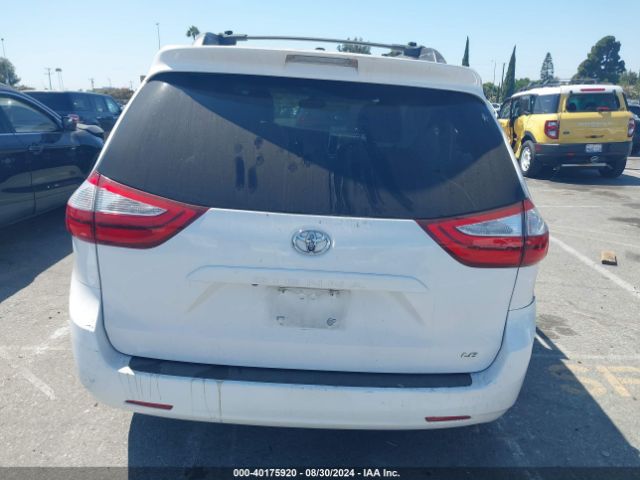 5TDKK3DC5FS617795 Toyota Sienna Le 8 Passenger