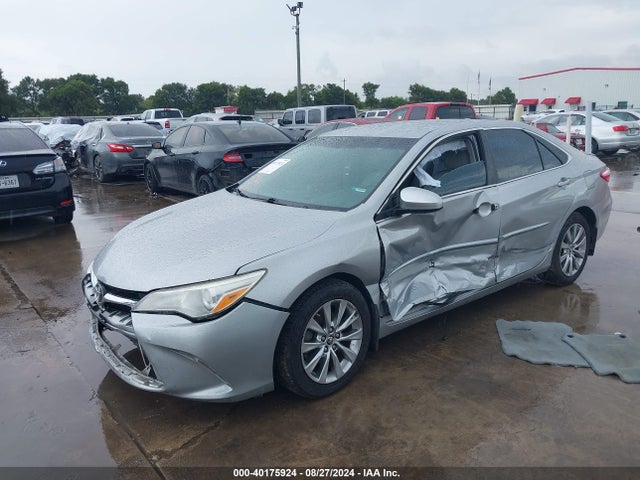 Toyota CAMRY XLE 2015 4T4BF1FK9FR497963 Image 2