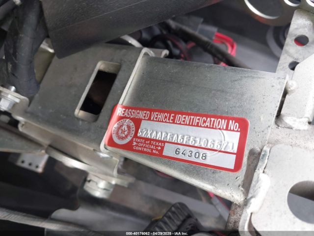 2015 POLARIS SLINGSHOT 57XAAPFA5F5106571 Photo 8