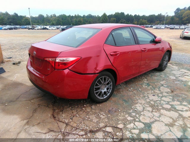 Toyota COROLLA LE 2018 2T1BURHE7JC105420 Image 4
