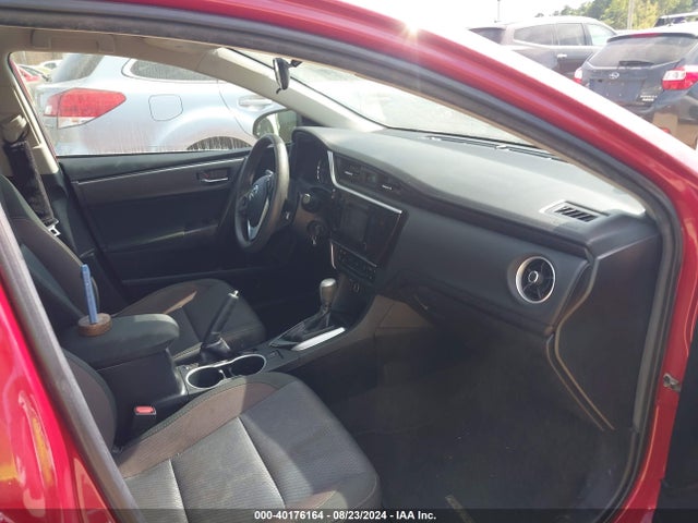 Toyota COROLLA LE 2018 2T1BURHE7JC105420 Image 5