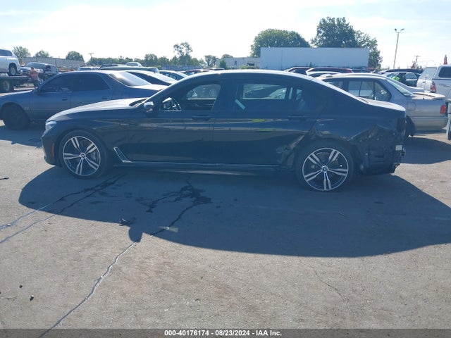 BMW 750i Xdrive 2016 WBA7F2C54GG418057 Image 15