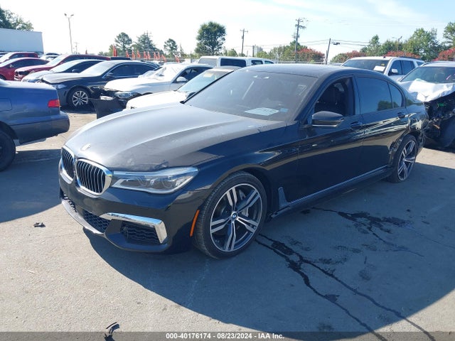 BMW 750i Xdrive 2016 WBA7F2C54GG418057 Image 2