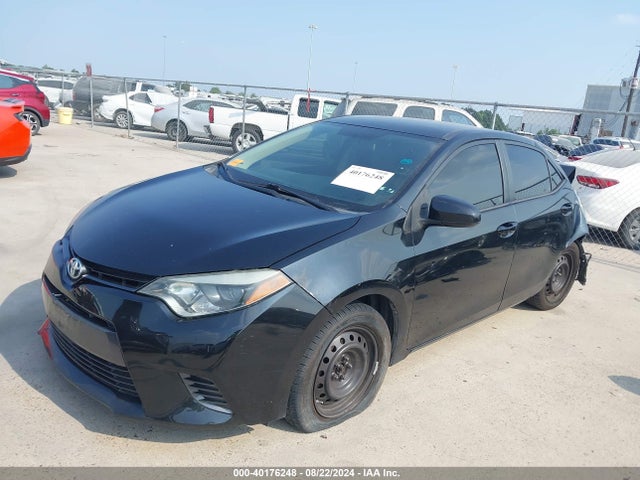 Toyota COROLLA LE 2016 5YFBURHE4GP492419 Image 2