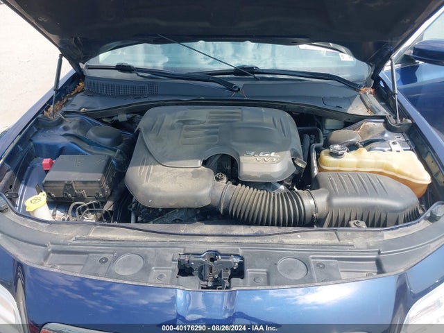 Chrysler 300 2014 2C3CCARG8EH144414 Image 10