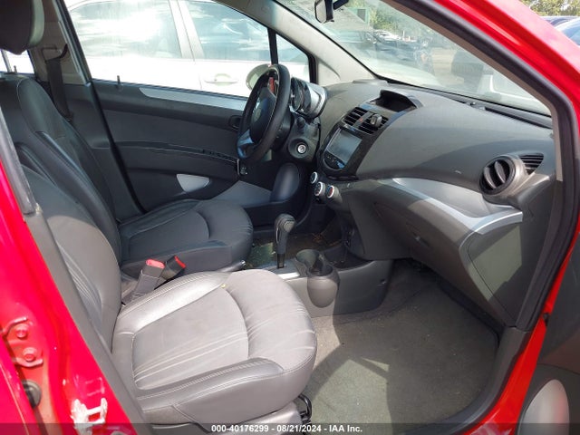 Chevrolet Spark 1lt Auto 2014 KL8CD6S94EC536707 Image 5