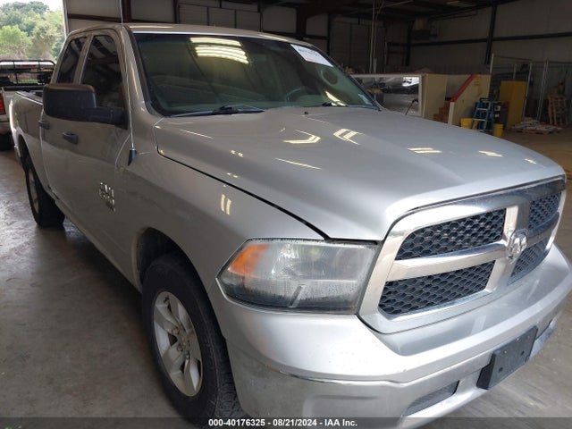 1C6RR6FGXKS552687 RAM 1500 Classic Tradesman Quad Cab 4x2 6'4 Box