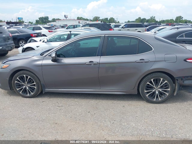 Toyota CAMRY SE 2018 4T1B11HK5JU155814 Image 14