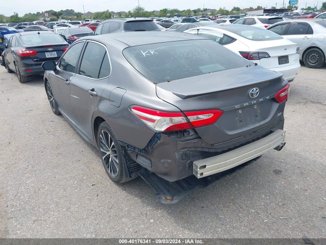 Toyota CAMRY SE 2018 4T1B11HK5JU155814 Image 3