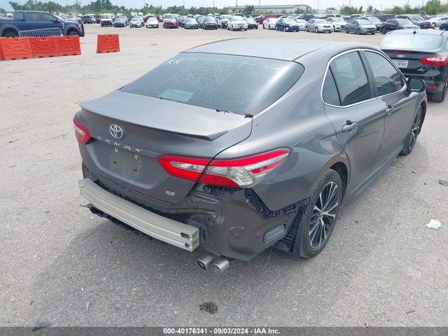 Toyota CAMRY SE 2018 4T1B11HK5JU155814 Image 4