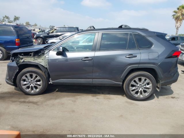 2T3C1RFV8RW305398 Toyota Rav4 Xle Premium