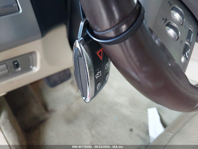 2009 JAGUAR XF SAJWA07C691R08744 Photo 10