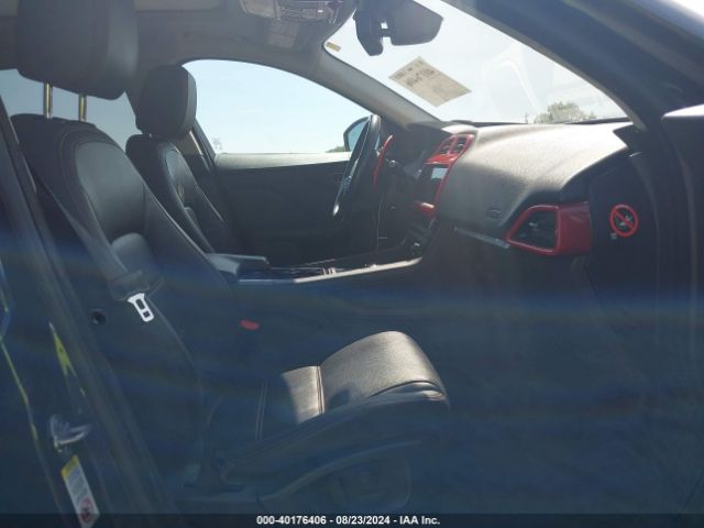 SADCK2BV8HA488863 Jaguar F-pace 35t Prestige