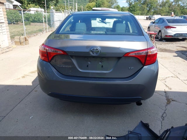 Toyota COROLLA LE 2018 2T1BURHE2JC108757 Image 17