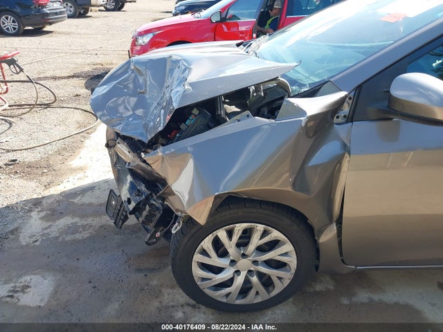 Toyota COROLLA LE 2018 2T1BURHE2JC108757 Image 18