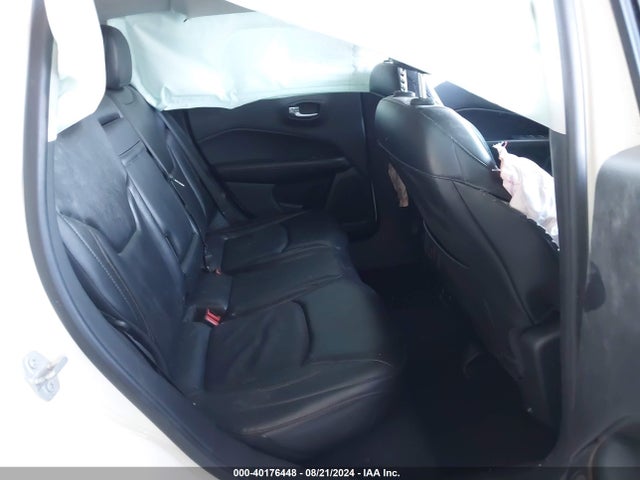 3C4NJCCB2JT407033 Jeep Compass Limited Fwd