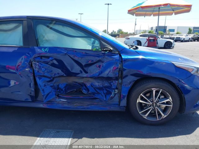3KPF24AD9PE531440 KIA Forte Lxs