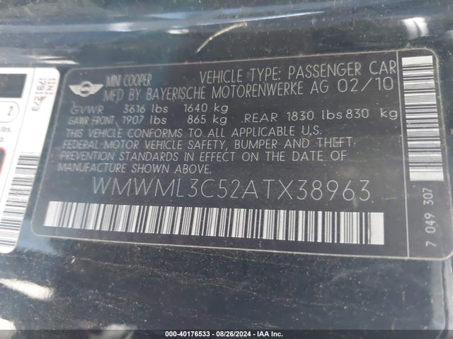 2010 MINI COOPER CLUBMAN WMWML3C52ATX38963 Photo 8