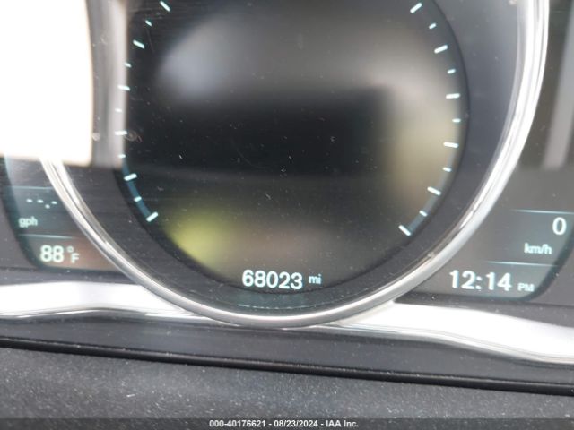 YV140MEB3F1197066 Volvo V60 T5 Premier