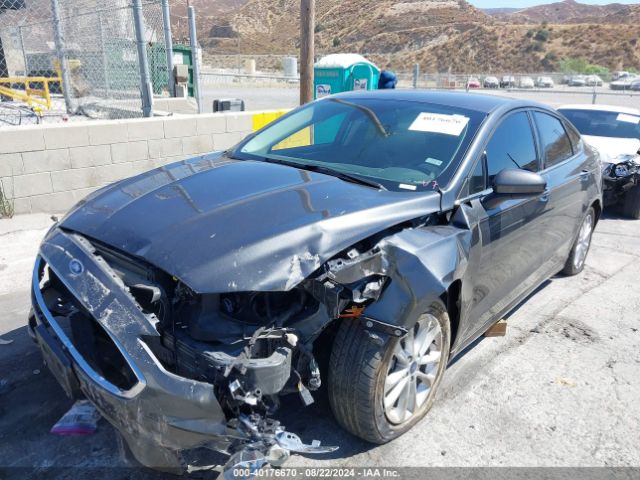 3FA6P0HD9LR248769 Ford FUSION SE