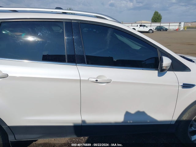 Aukcja sprzedaży 2015 Ford Escape Titanium, vin: 1FMCU9J91FUB50084, numer aukcji: 40176689