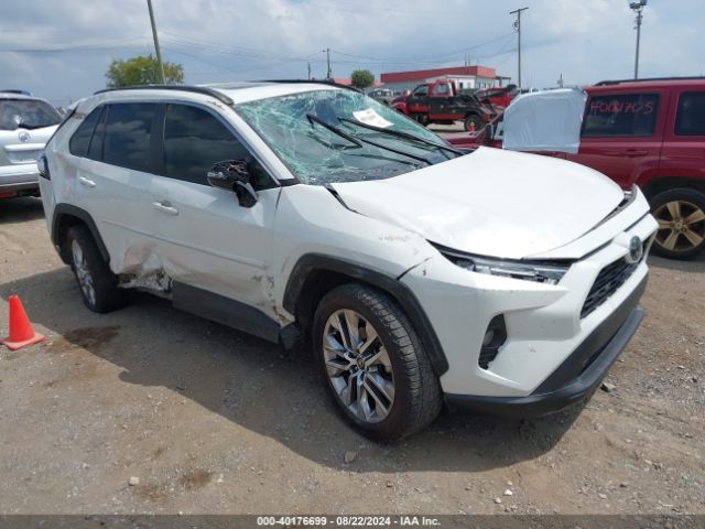 2T3A1RFVXMW143631 auction archive image