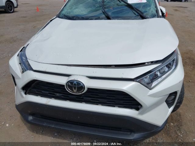 2T3A1RFVXMW143631 Toyota Rav4 Xle Premium