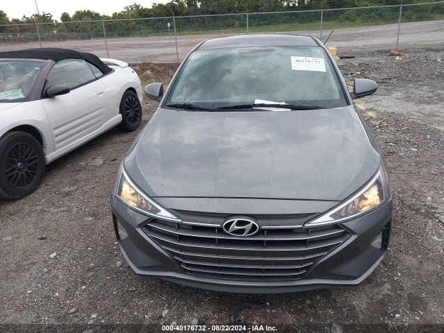 Hyundai ELANTRA SE 2019 5NPD74LF1KH489079 Image 11