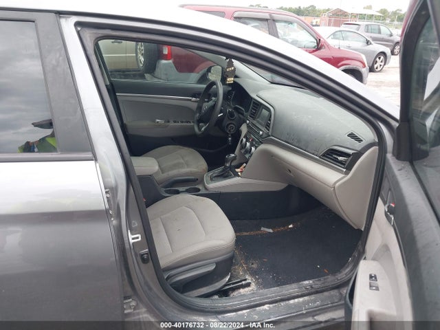 Hyundai ELANTRA SE 2019 5NPD74LF1KH489079 Image 5
