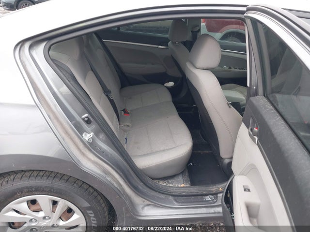 Hyundai ELANTRA SE 2019 5NPD74LF1KH489079 Image 8
