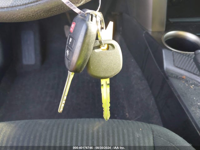 Toyota Rav4 Xle 2015 2T3WFREV4FW170285 Image 11