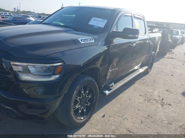1C6RREFT1KN581985 RAM 1500 Big Horn/lone Star  4x2 5'7 Box