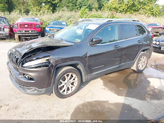 Jeep Cherokee Latitude 2015 1C4PJLCS8FW547775 Image 2