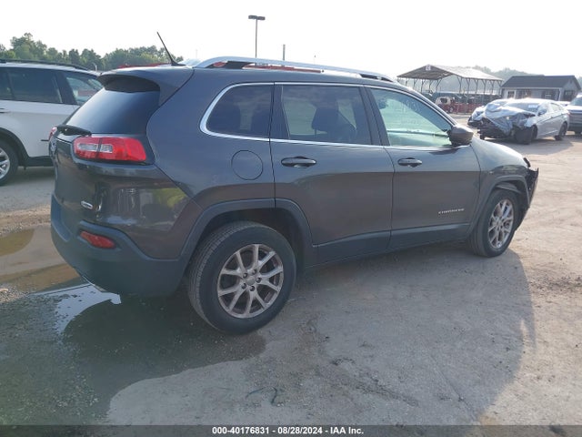 Jeep Cherokee Latitude 2015 1C4PJLCS8FW547775 Image 4