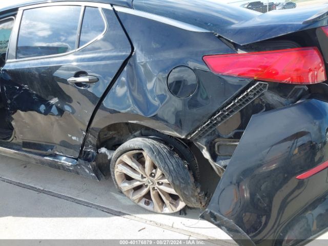 5XXGR4A61FG412207 KIA Optima Sxl Turbo