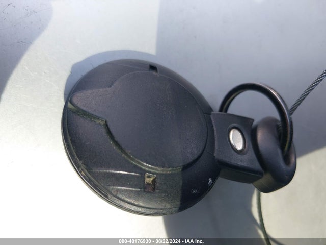 2009 MINI COOPER WMWMF33539TW76928 Photo 10