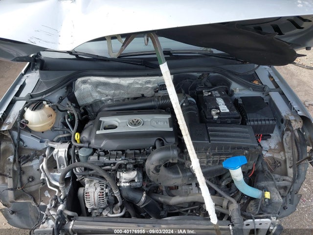 WVGAV7AX3HK024184 Volkswagen Tiguan 2.0t/2.0t S