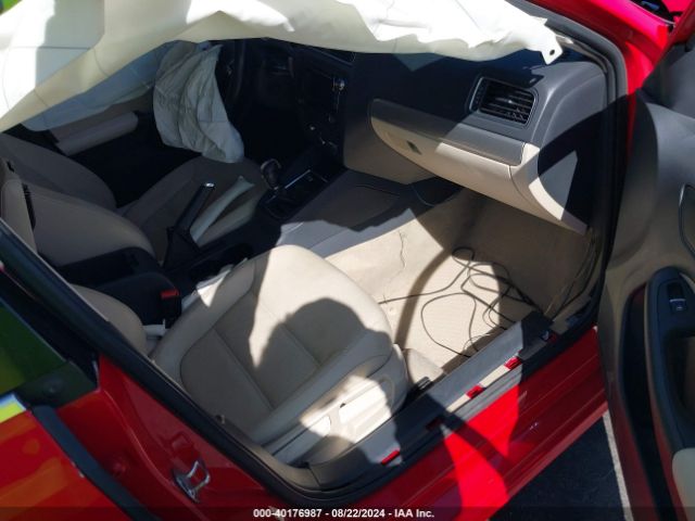 3VWD17AJ1FM300261 Volkswagen Jetta 1.8t Se