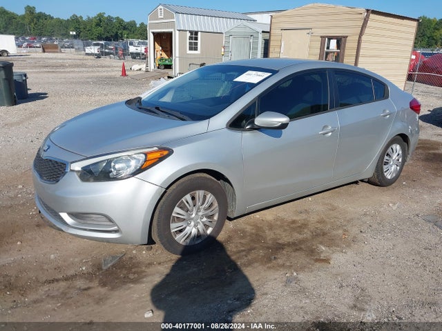KIA FORTE LX 2015 KNAFK4A63F5302387 Image 2