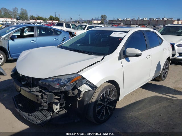 Toyota COROLLA SE 2017 5YFBURHE5HP599061 Image 2
