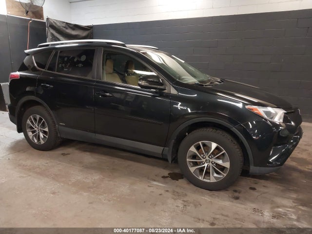 Toyota Rav4 Hybrid Xle 2016 JTMRJREV9GD007464 main image