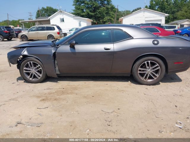2C3CDZGG6KH529478 Dodge Challenger Sxt Awd