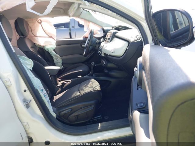 ZFBCFXBT5GP366875 Fiat 500x Easy
