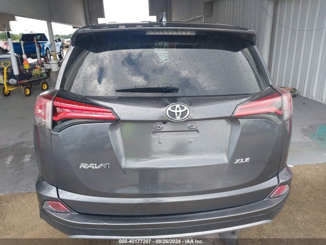 Toyota Rav4 Xle 2018 2T3WFREV1JW519265 Image 16
